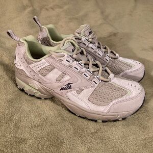 NIB Vintage Avia Sneakers Size 8.5M (#2)